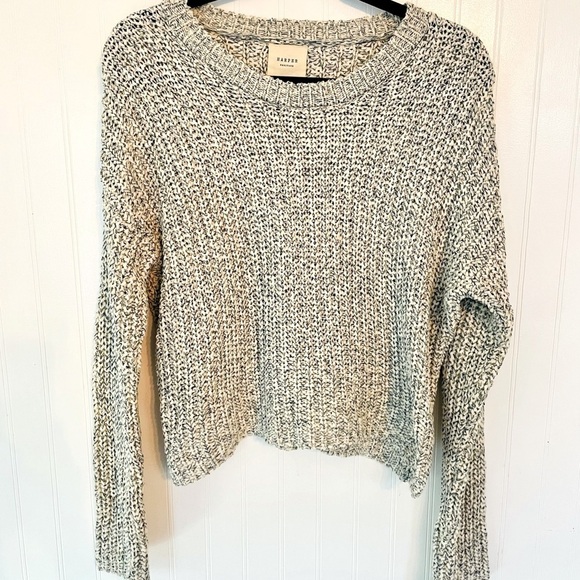 Harper Heritage Blue and White Marble Knit Sweater - Small - Picture 2 of 12